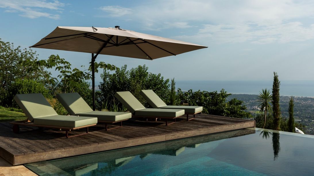 Swimming pool design detail